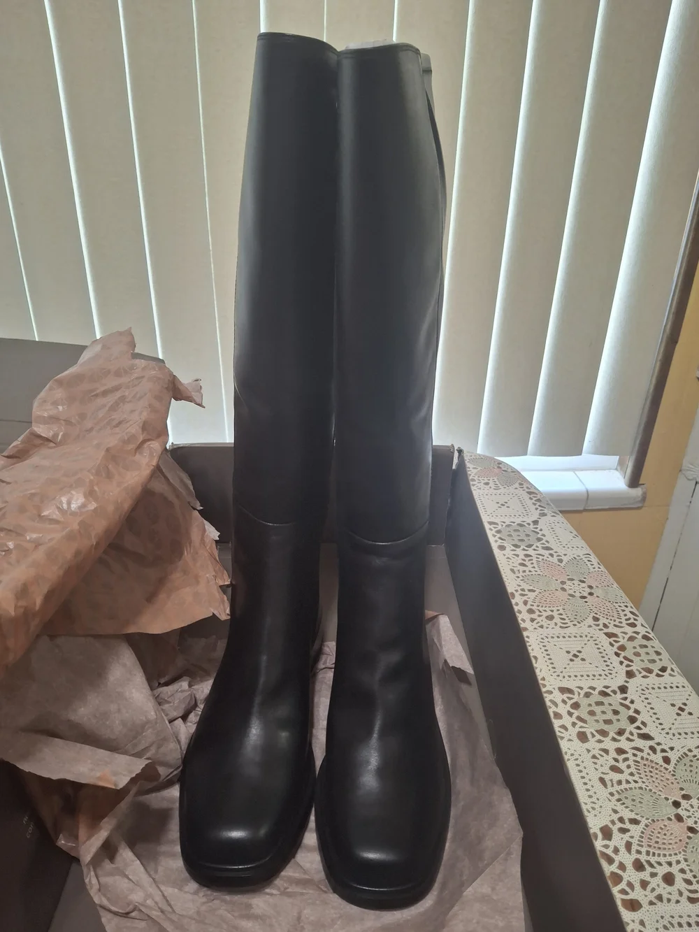 Franco Sarto L-Giselle Black Leather Knee-High Boots Wide Calf.